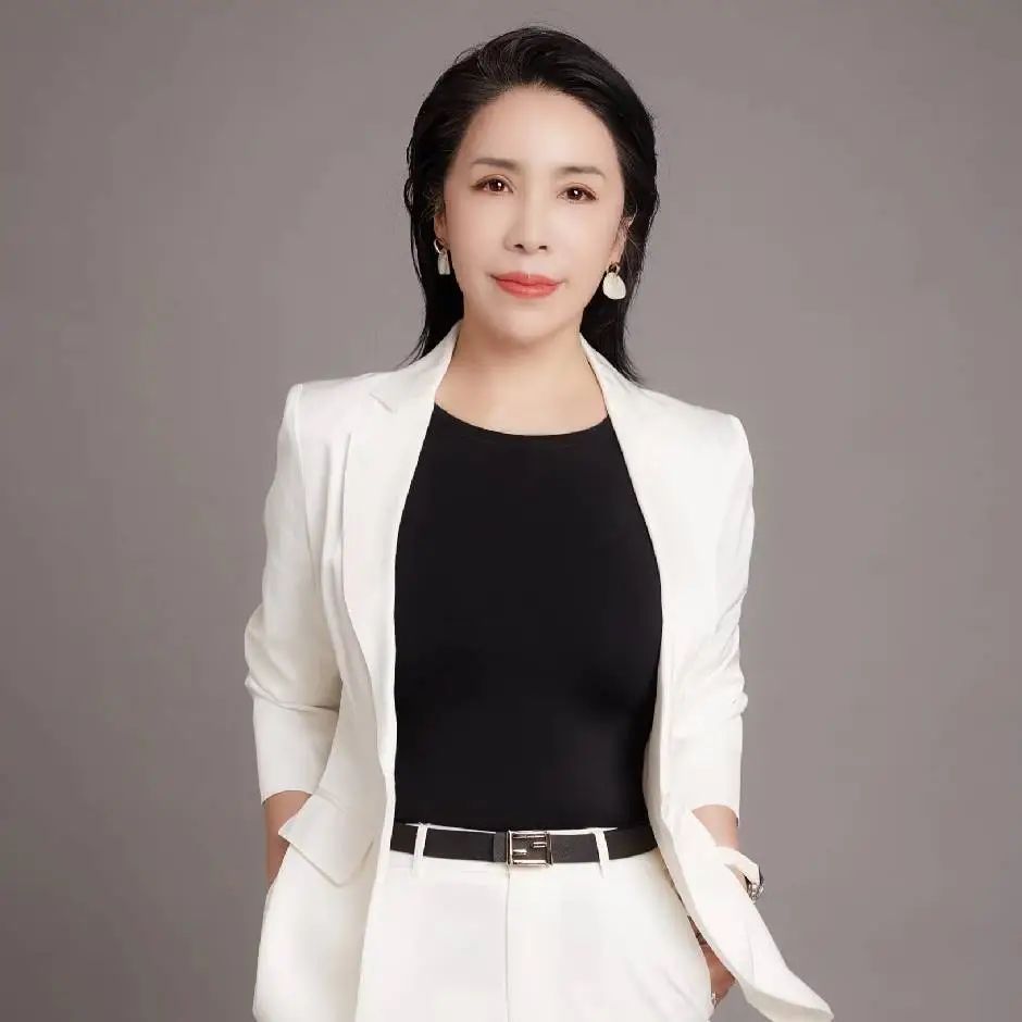 新年致辭 | 錨定未來 共赴美好 權(quán)秋紅董事長2024新年致辭